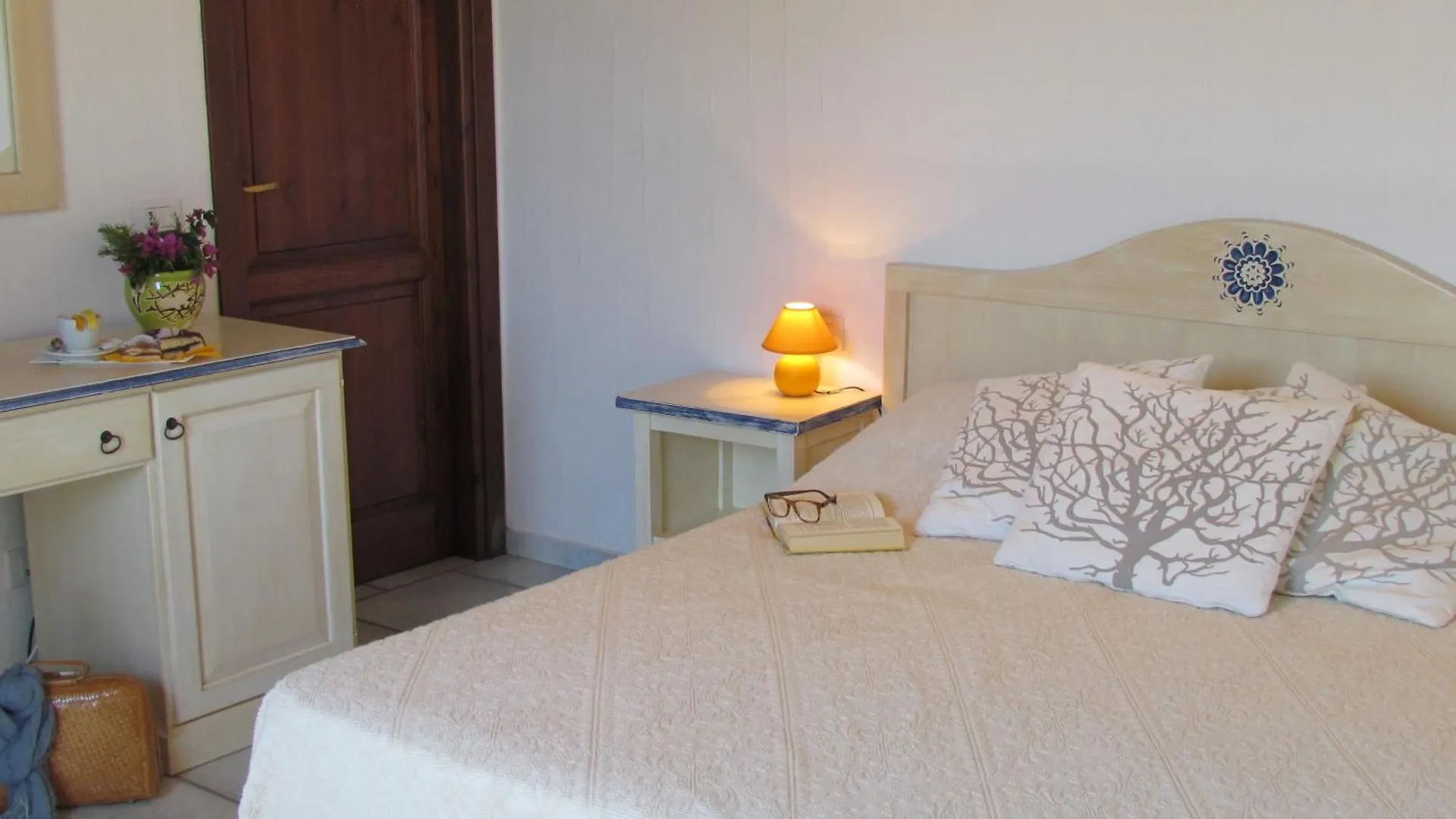 Li Suari Club Village San Teodoro  Hotel