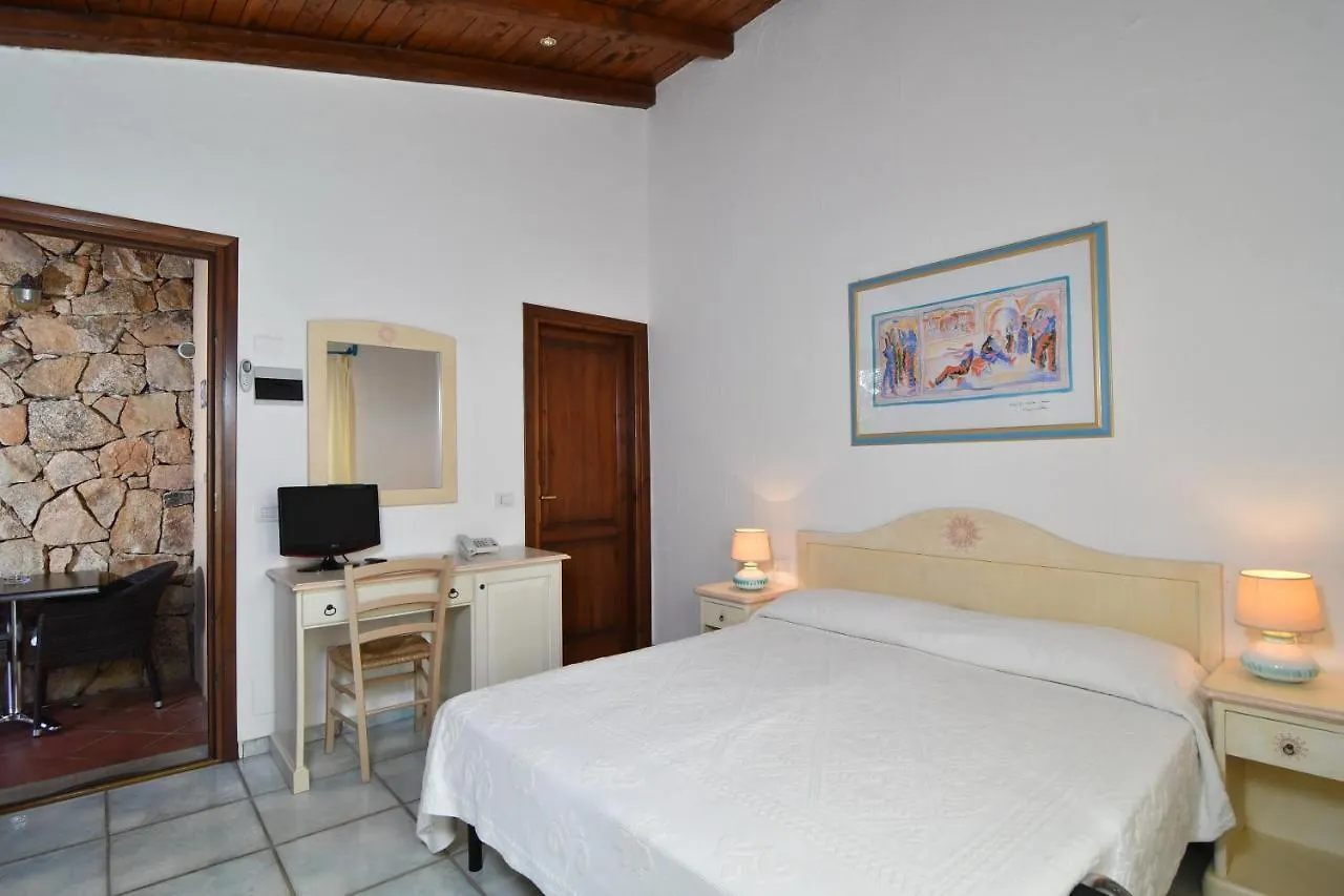 Hotel Li Suari Club Village San Teodoro