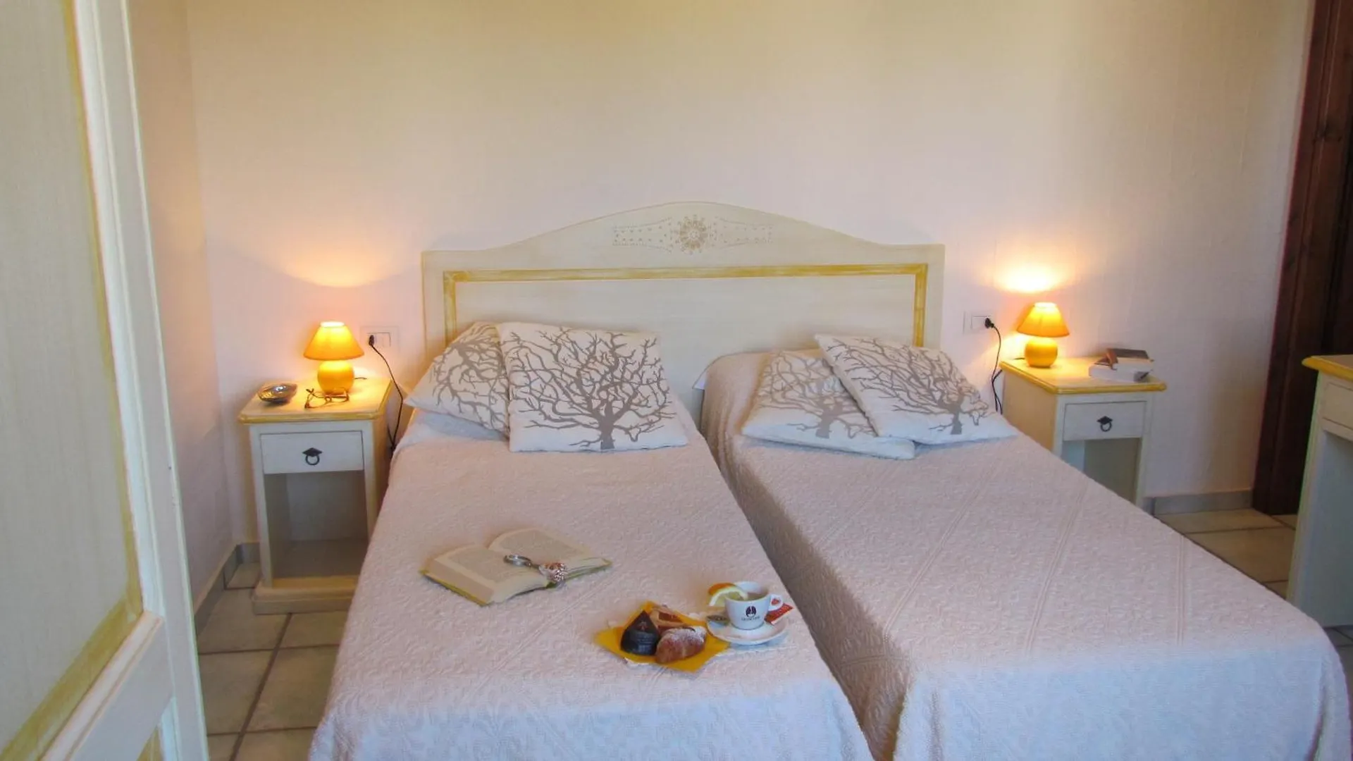 Hotel Li Suari Club Village San Teodoro