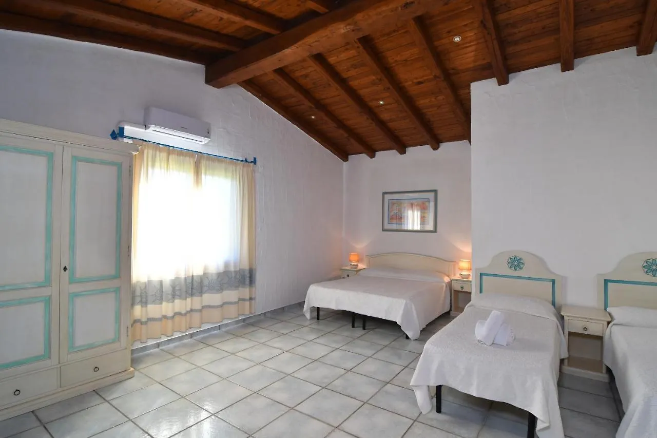**** Ξενοδοχείο Li Suari Club Village San Teodoro  Ιταλία